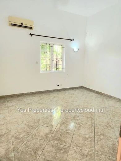Villa - Calodyne - VALUE FOR MONEY - Rs 8.5M