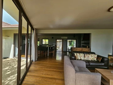 4 Bedroom Villa