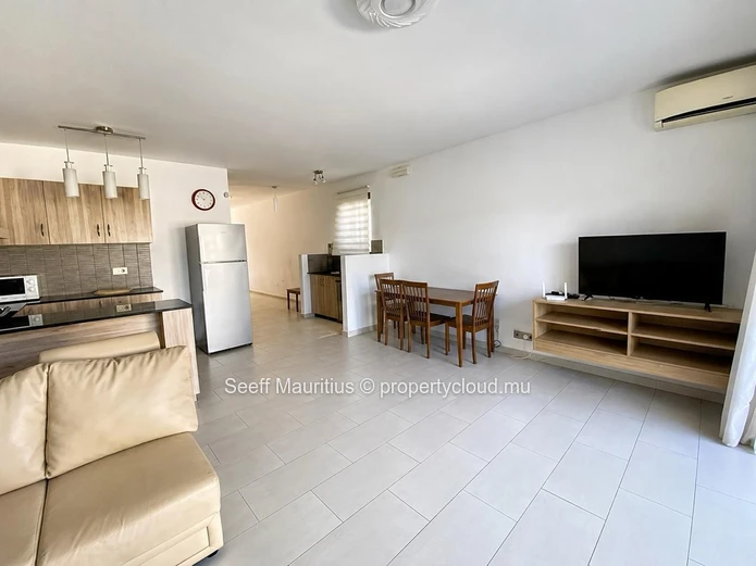 This splendid duplex features three bedrooms and three bathrooms