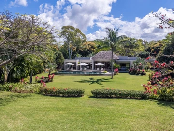 4 Bedroom Villa