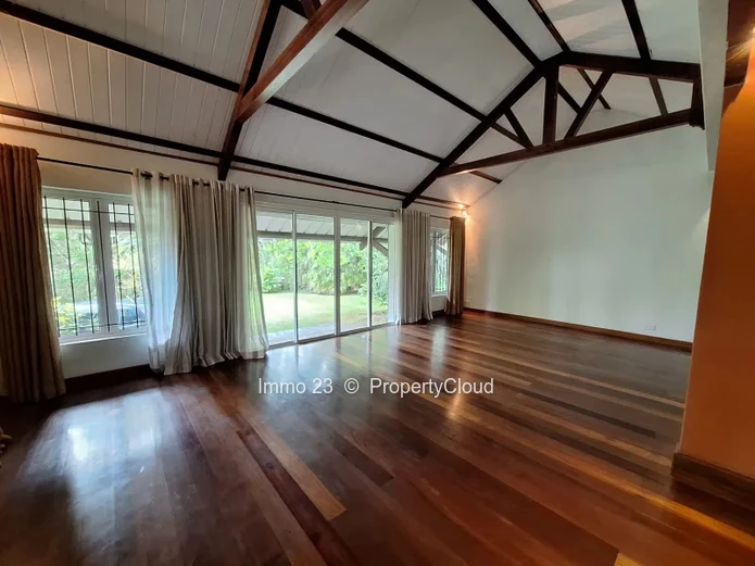 Maison / Villa - 3 chambres - Flor00e9al - Ref. MA93020LO