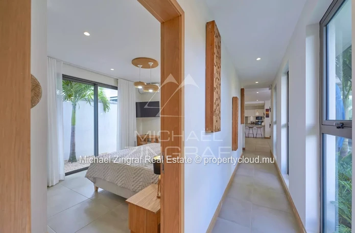4-Bedroom Villa in a Secure Residence Grand Bay