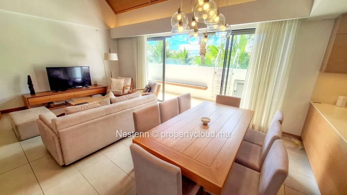 2-bed penthouse in a prestigious parc