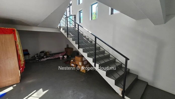 Commercial building of 223m2