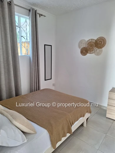 Villa With Pool For Rent – Pointe Aux Canonniers