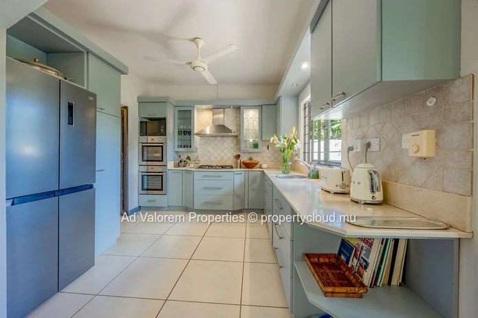 House for sale in Tamarin