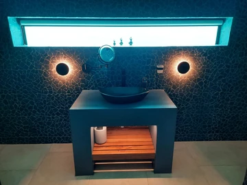 6 Bedroom Villa
