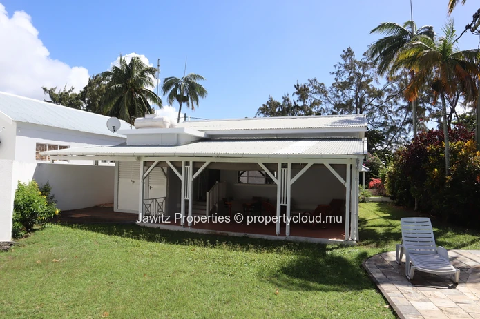 Beachfront Mauritian charm — two homes, one timeless address