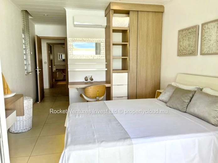 Stunning 3-Bedroom Villa in Grand Baie with Pool - Foreign Buyers Welcome!