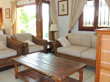 4 Bedroom Villa