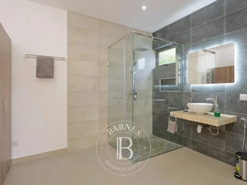 Appartement de 4 Chambres