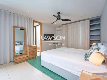 4 Bedroom Villa