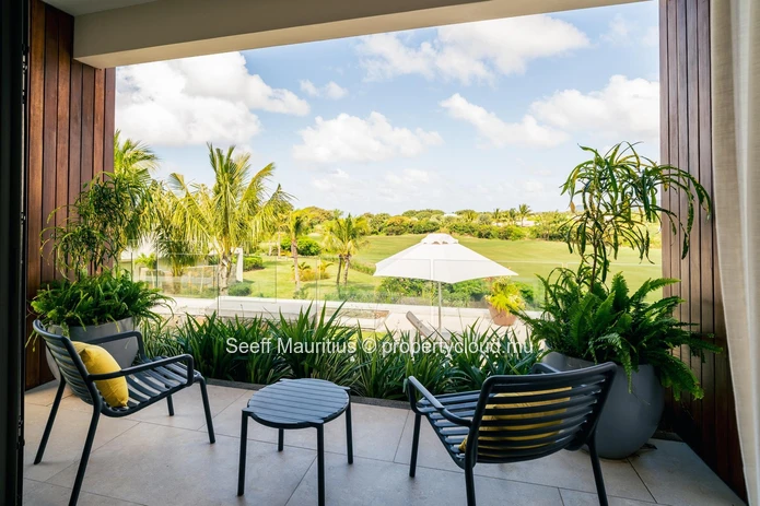 Élégance Moderne : Villa de Luxe avec Vues Spectaculaires