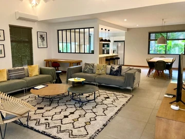4 Bedroom Villa