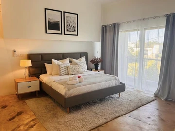 Townhouse, Duplex de 3 Chambres