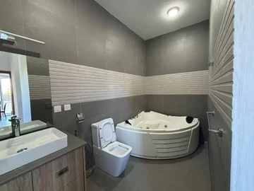 3 Bedroom Villa
