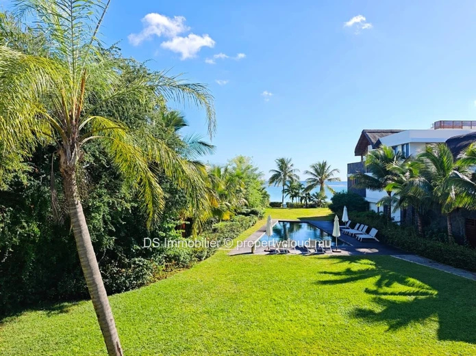 Location Prestigieuse Pieds Dans L’Eau – Résidence Privée, Pereybère, Nord