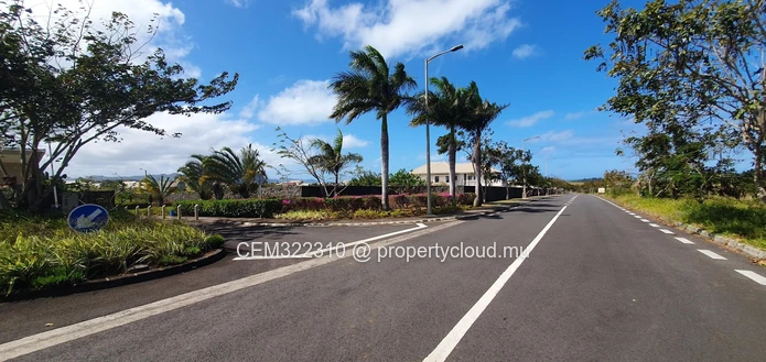 2 plots for sale in the gated morcellement of Mahe at Beau Vallon