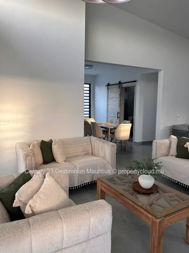 A premium single-storey villa opportunity