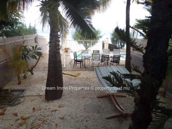 Beachfront! Huge Residential Land On The Sea In Tamarin – Mauritius