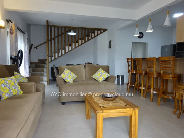 Maison spacieuse de 3 chambres avec piscine et proche de la plage de Mon Choisy