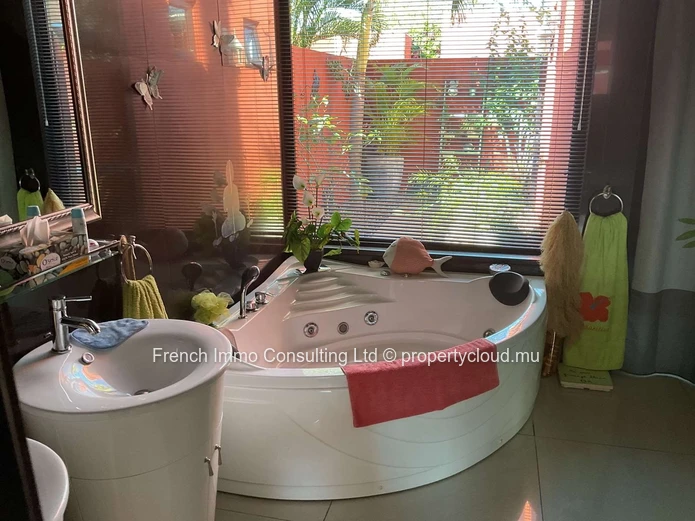 Villa PDS accessible aux etrangers a pointe aux piments