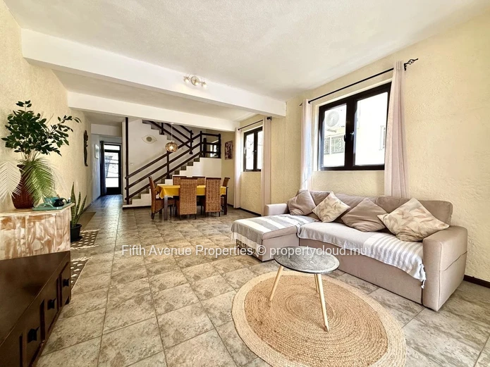 TAMARIN – 3 Bedrooms Duplex with Mountain Views