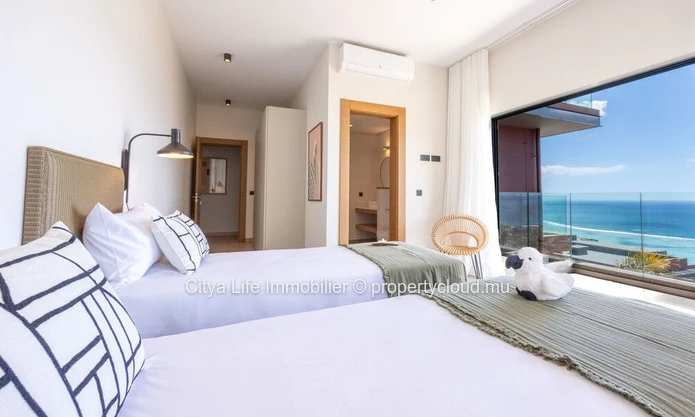 Villa de prestige 4 chambres avec piscine à vendre à Rivière Noire