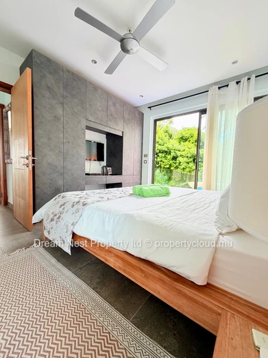Beachfront Penthouse | Péreybère, Mauritius