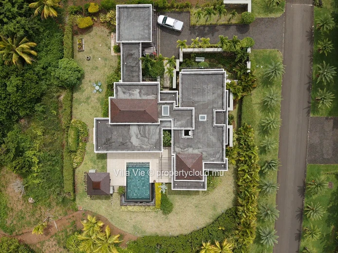 Bel Ombre - Splendid 4 bedroom villa with pool