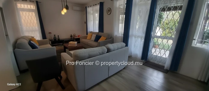 Maison à vendre à Albion - Une belle demeure familiale entre nature et vue mer