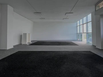 Ideal Office Space in the Heart of a Vibrant District