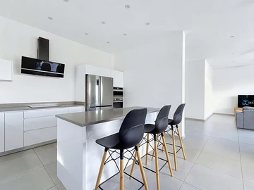 3 Bedroom Apartment