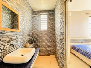 2 Bedroom Townhouse, Duplex