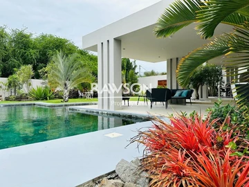 4 Bedroom Villa