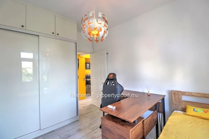 Appartement moderne de 3 chambres à deux pas de la plage 