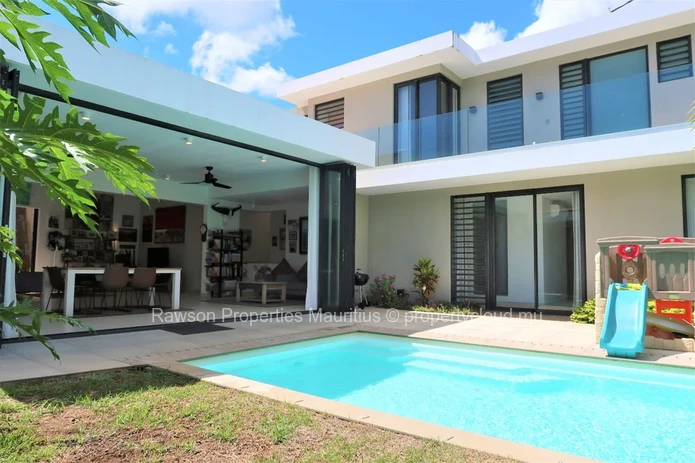 Villa In An Estate