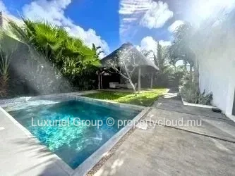 Calodyne Gem – Modern Villa with Pool, Office, and Garden Oasis