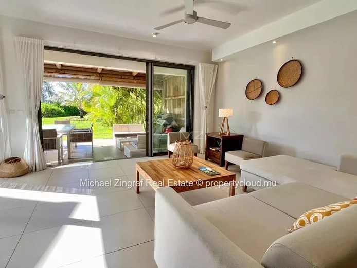 Mauritius - Duplex 3 bedrooms in secure residence in Grand Bay