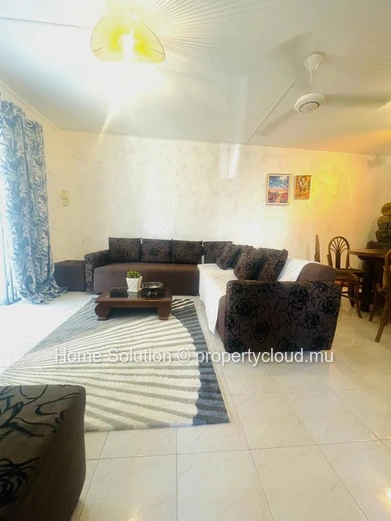 3-Bedroom Ground-Floor Apartment with Terrace and Garage Near Péreybère Beach