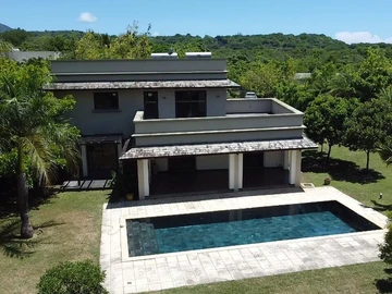 4 Bedroom Villa