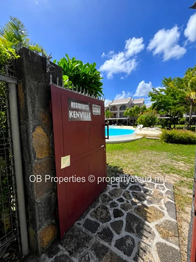 Appartement Duplex Entièrement Meublé À 1 Minute De La Plage 