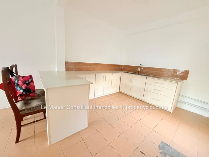 Maison aménagé en 2 appartements - A proximité de toutes les commodités