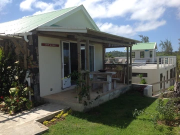 4 Bedroom Building