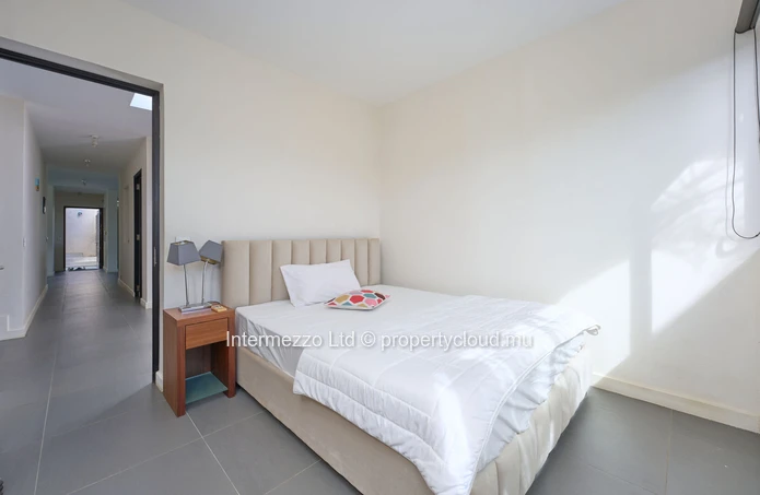 Villa Hibiscus — PDS | 221 m² | 681 m² de terrain | 840 000 €