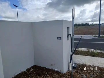 Land