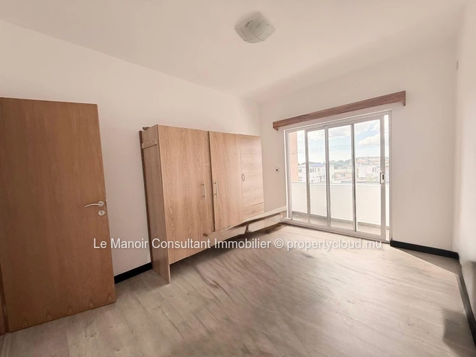3-bedroom apartment - Sea and mountain view in Beau Bassin