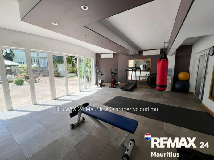 FOR SALE - 3 Bedroom Apartment, Cape Bay