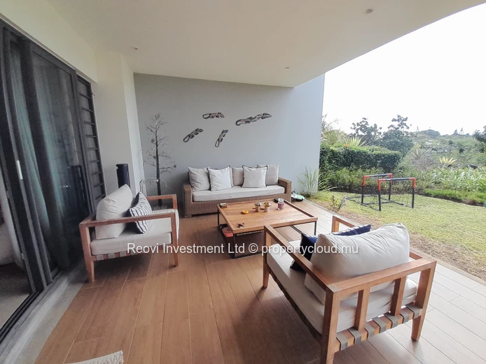 Gorgeous 3 Bed Beachfront Apartment in a Gated Resort