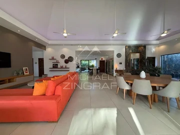Villa de 4 Chambres